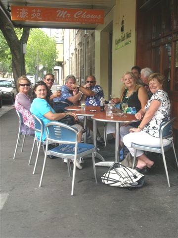 From Listener Fiona
"pub crawling our way to the Opera House Sun 23rd Jan 2011 this is about 5pm"
