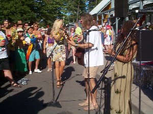 Tina Gullickson, Peter Mayer, Nadirah Shakoor